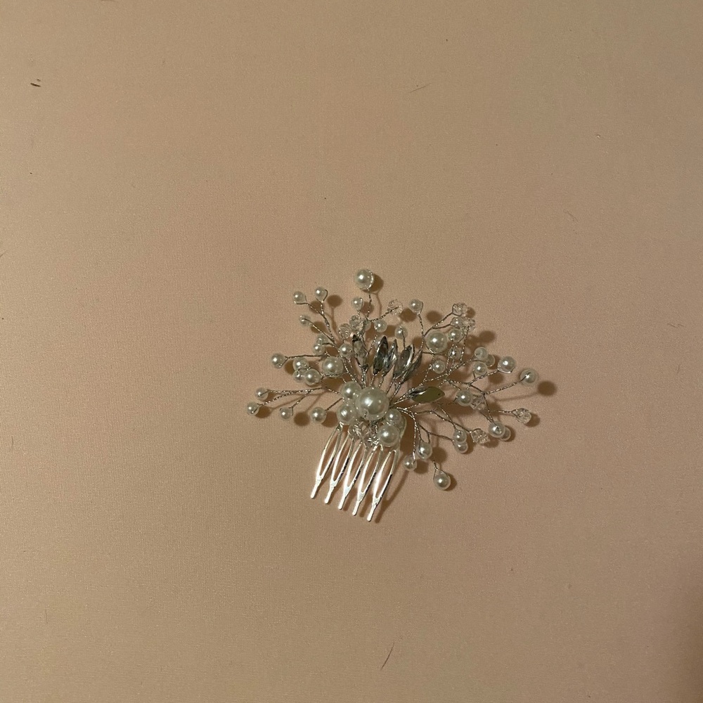Bridal hair comb